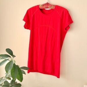lululemon athletica Red Short Sleeve Tee